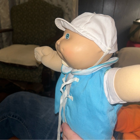 Vintage cabbage patch doll preemie with originalal outfit - Picture 6 of 9